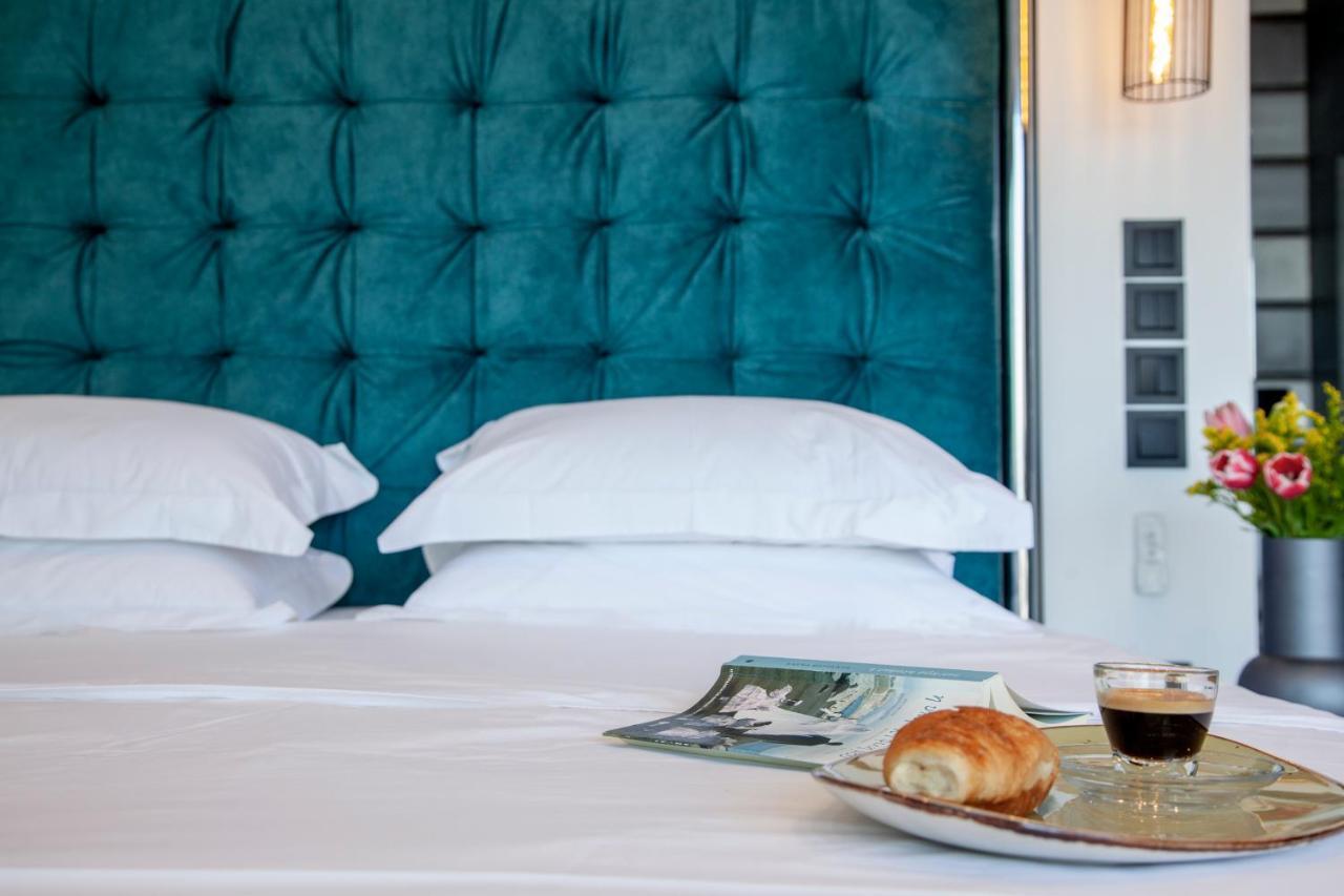 Desun Suites Kolonion Dış mekan fotoğraf
