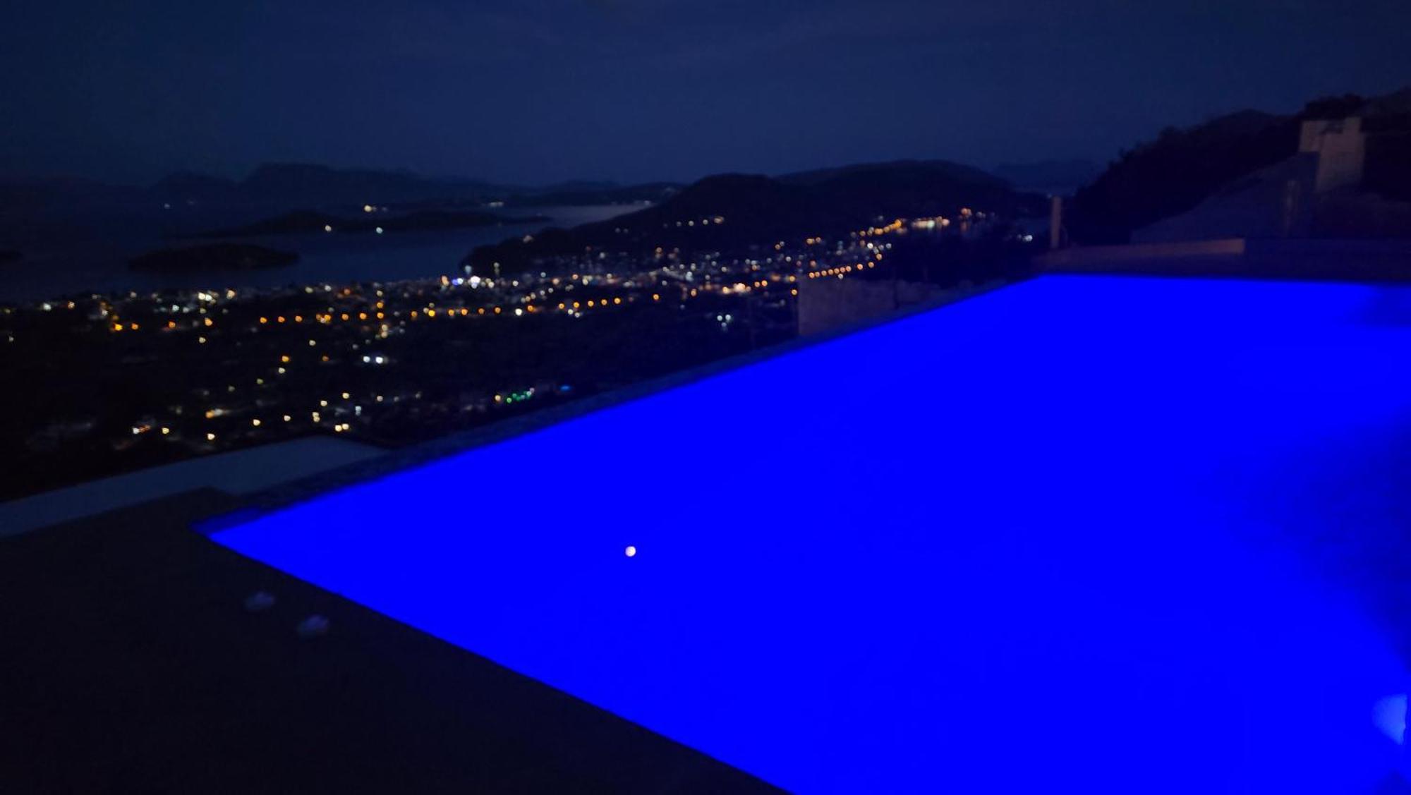 Desun Suites Kolonion Dış mekan fotoğraf