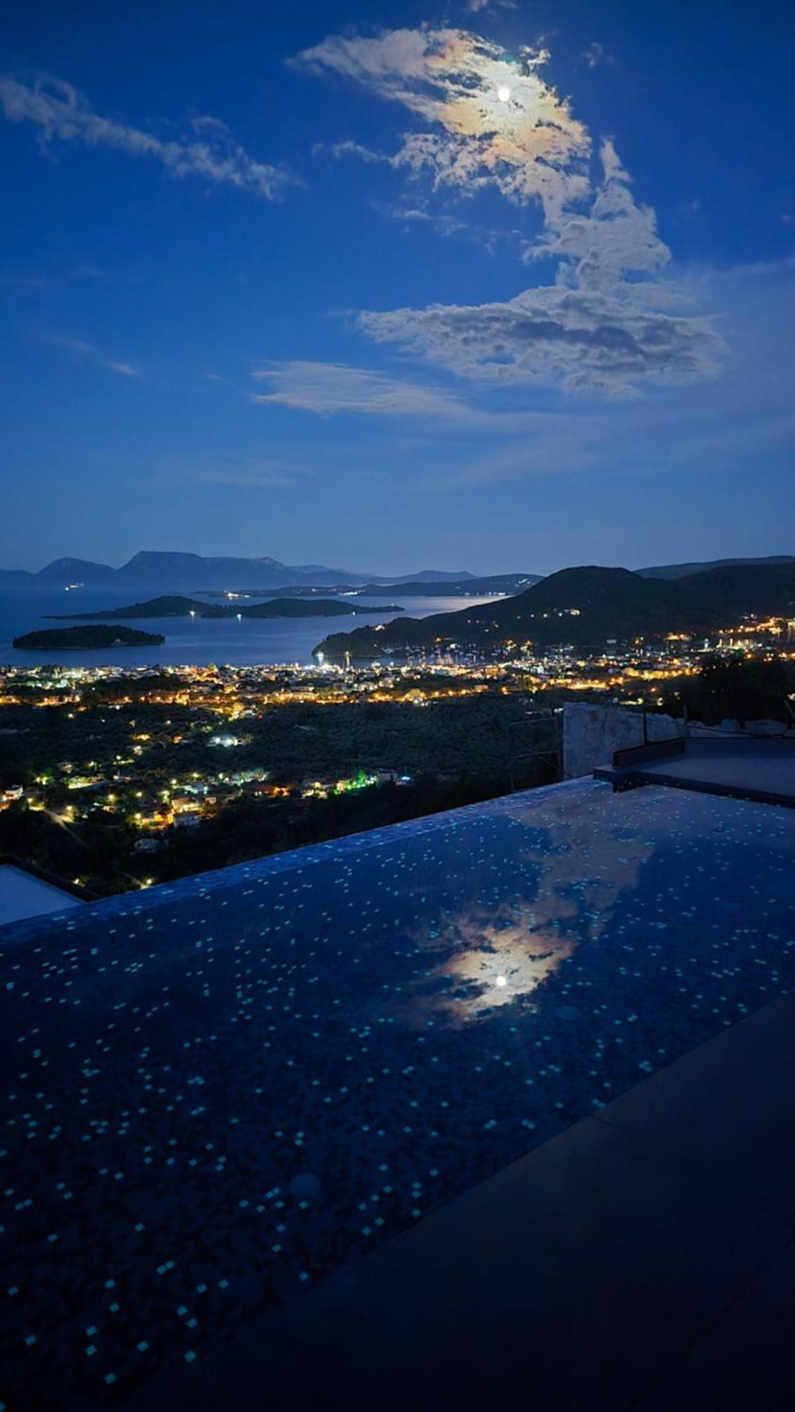 Desun Suites Kolonion Dış mekan fotoğraf